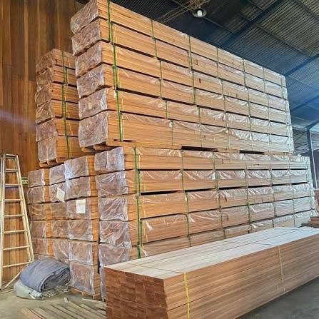 Iroko Lumber wholesale wood product Portugal